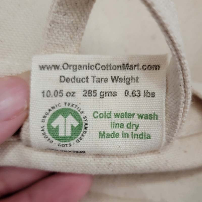 organic cotton canvas market bag tag showing tare weight of 10.05 oz